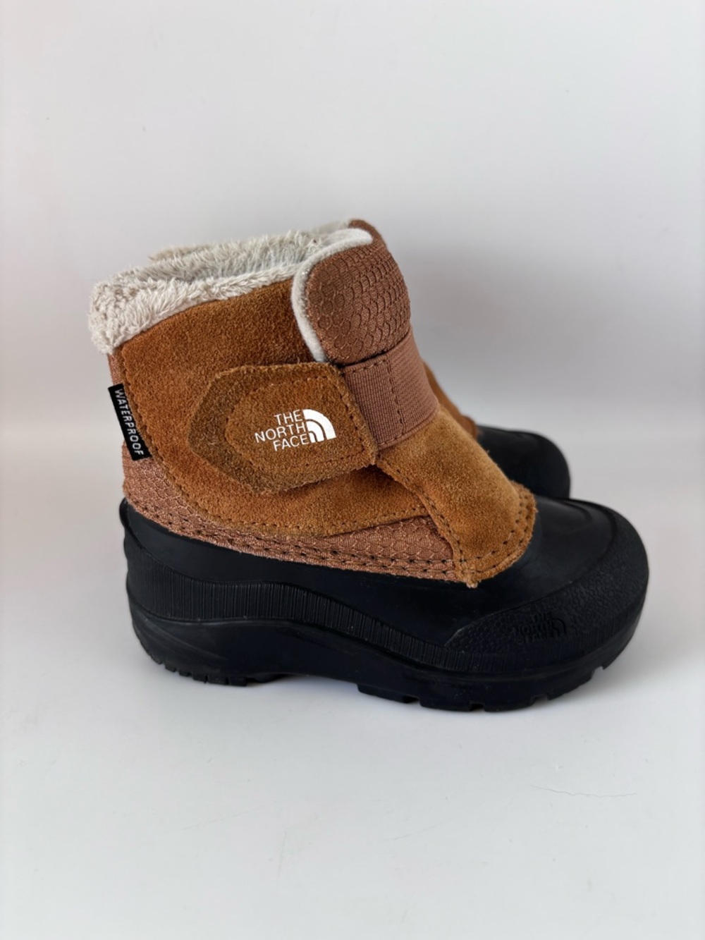THE NORTH FACE Alpenglow II Toddler Size 8 Winter Boots in Ocher Tan with Velcro